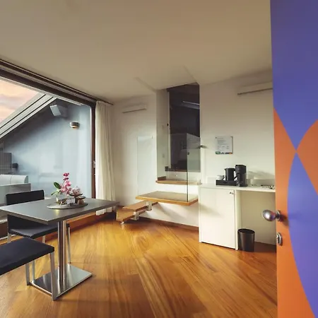Hi Vicolo Del Vo Bed & Breakfast Trento